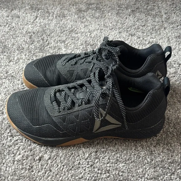 Reebok Black and Gum Sole Sneakers - Picture 1 of 3